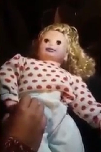 Boneca se mexe virando a cabeça #boneca #asustador #bizarro #medo