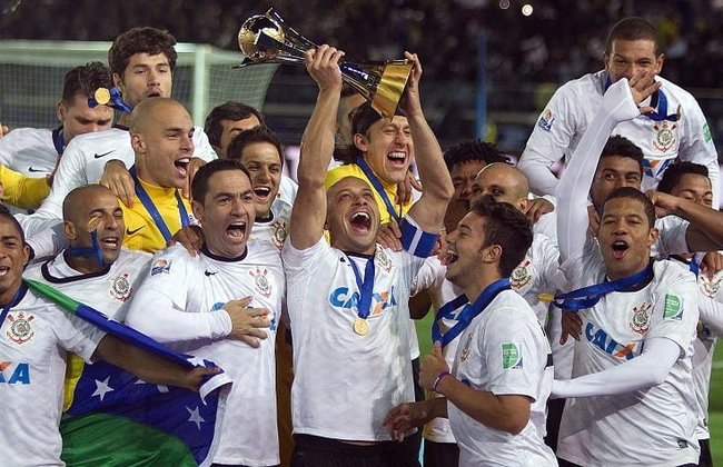 (BÔNUS) 2012: um ano para a história - Além de vencer a Libertadores com doses de emoção e levantar a taça pela primeira vez em sua história, o Corinthians também conquistou o Mundial de Clubes no ano em questão, triunfando sobre o Chelsea na final.