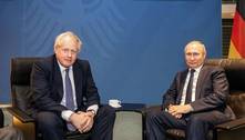 Rússia convoca embaixadora britânica após fala de Johnson sobre Putin
