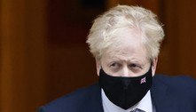 Boris Johnson cancela viagem após parente contrair Covid-19
