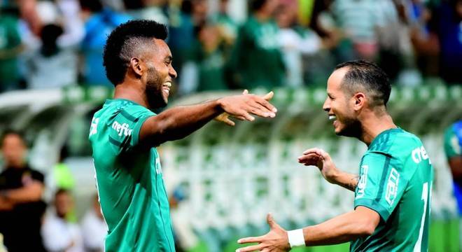 Felipão tentará salvar o pior negócio da história do Palmeiras: Borja