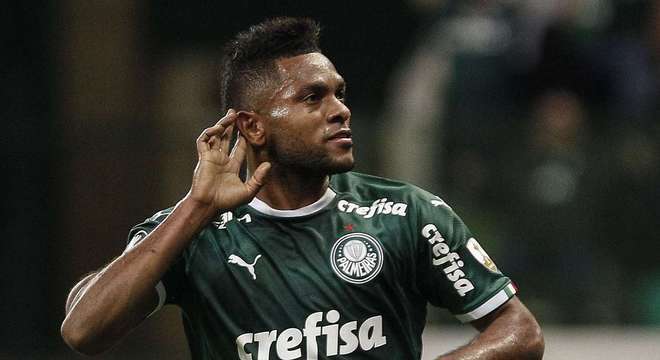 Borja não serve para o Palmeiras. Mas clube não aceita vender para rivais
