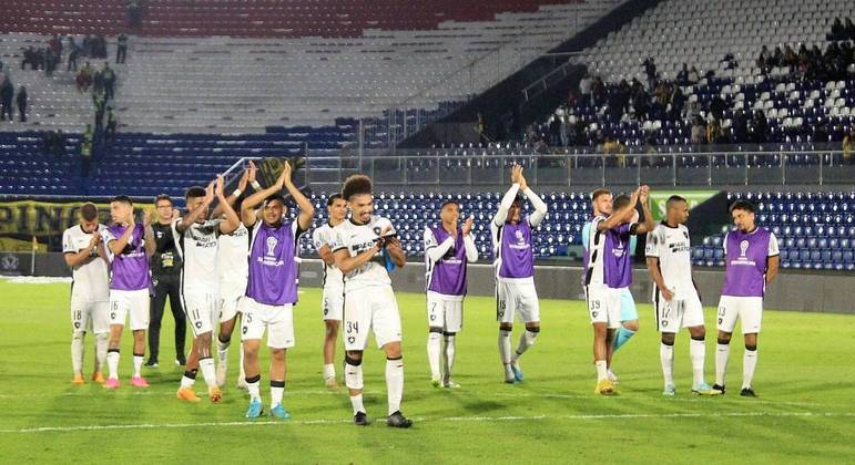 Confira qual canal vai passar o jogo do Botafogo diante do Defensa y  Justicia