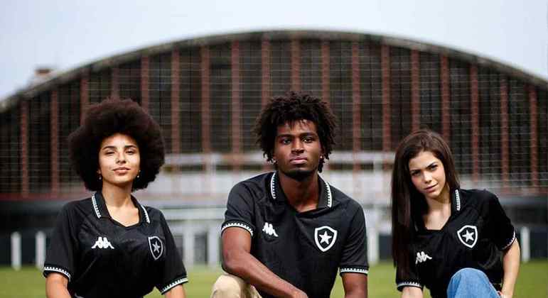 BOTAFOGO - Contrato com a Kappa válido até o fim de 2021, com renovação incerta