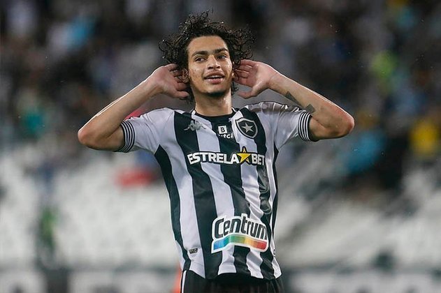 Botafogo - De janeiro a julho de 2021, o clube faturou quase R$ 5,3 milhões com patrocínios