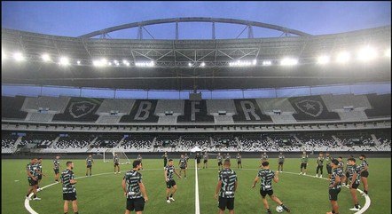Botafogo ainda depende só de si para conquistar o título brasileiro depois de 28 anos