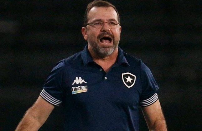 Botafogo: Enderson Moreira (brasileiro - 50 anos - no clube desde julho de 2021 / tempo de contrato não revelado)