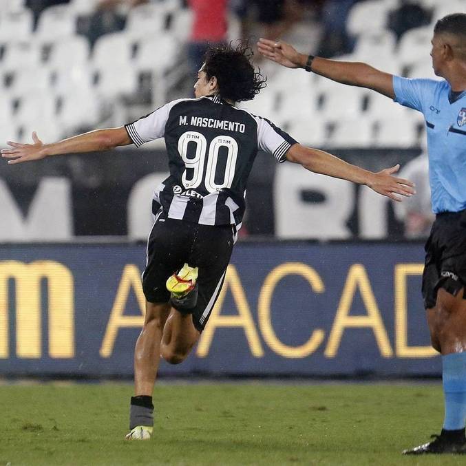 Matheus Nascimento tem três gols no Campeonato Carioca
