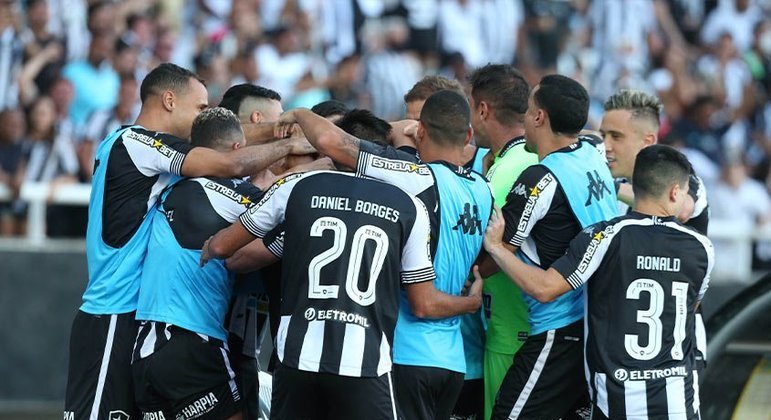 BOTAFOGO: Reapresentação no dia 3 de janeiro e a primeira partida oficial será no dia 26 de janeiro, contra o Boavista, pelo Campeonato Carioca.
