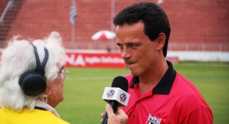 Botafogo-SP (2011) - Em outra equipe do interior paulista, Diniz ficou apenas quatro jogos e logo foi demitido pela direção da Pantera. Em sua curta passagem, foram 4 jogos, com 1 vitória e 3 derrotas