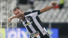 Botafogo atropela o Volta Redonda e espanta má fase no Cariocão