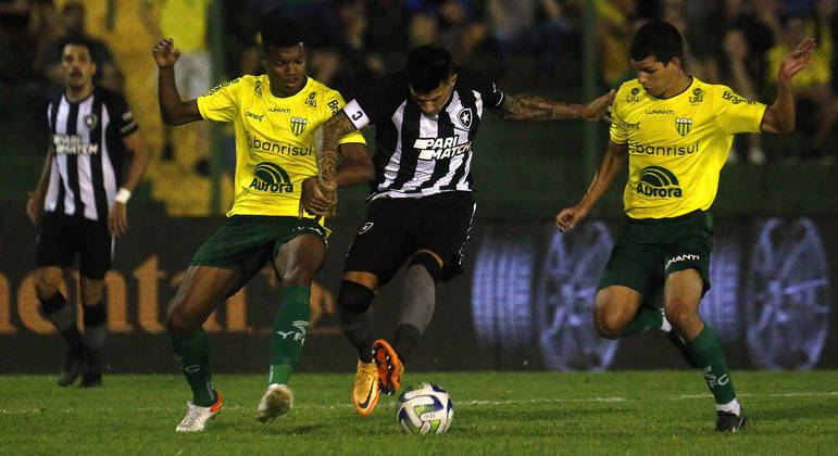 Botafogo venceu o Ypiranga no Rio Grande do Sul pela Copa do Brasil