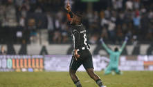Botafogo vira contra o Fortaleza e vence a primeira em casa