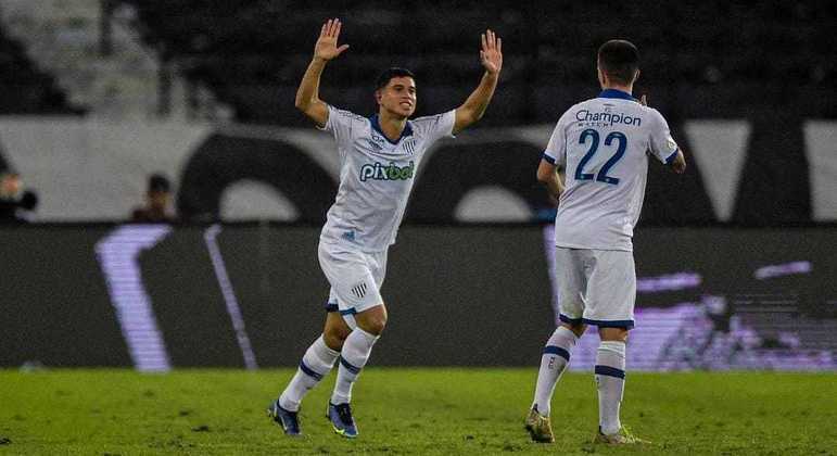 Kevin marcou o gol do Avaí no Nilton Santos