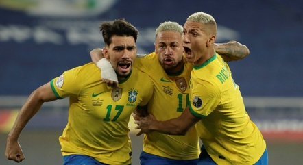 Paquetá, Neymar e Richarlison comemoram gol