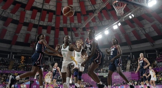 Brasil fez jogo travado contra os Estados Unidos