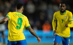 Brasil: Comandados por Tite e Neymar, nós conseguimos a vaga com seis rodadas de antecedência, um recorde da Seleção Brasileira. O Brasil fez 13 dos jogos das Eliminatórias, com 11 vitórias e dois empates, um deles com a Argentina na última terça-feira (16). Rumo ao hexa. 
