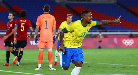 Malcom comemora o gol do título olímpico