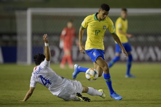 Brasil abriu mão de impostos. Só assim, Seleção sub-17 pôde ser