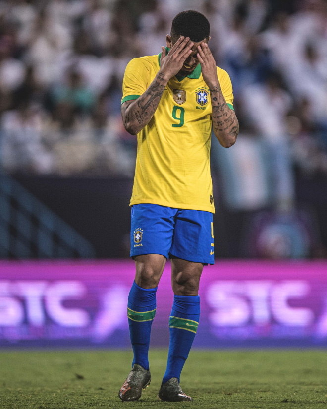 Brasil e Argentina se enfrentam no Maracanã com muito mais que os três  pontos em jogo - Fotos - R7 Futebol