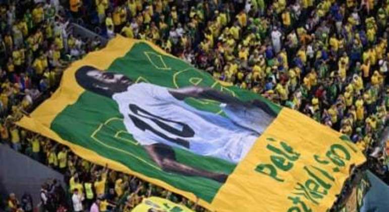 Brasil x Coreia - bandeirão Pelé - oitavas de final - Copa do Catar -