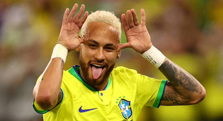 Neymar comemora seu primeiro gol na Copa do Mundo de 2022