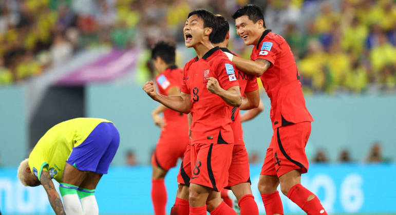  Paik Seung-ho comemora o golaço da Coreia do Sul contra o Brasil