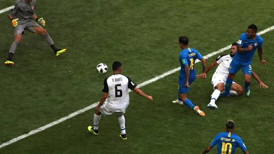 Brasil 2 x 0 Costa Rica