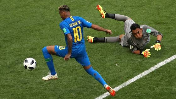 Brasil 2 x 0 Costa Rica