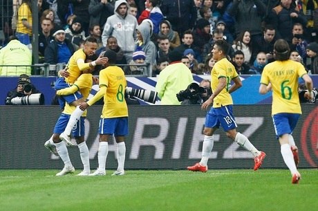 Derrota da seleção brasileira para a França completa 15 anos - GQ