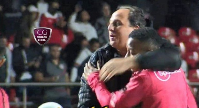 Brasileirão: os melhores memes de São Paulo 1 x 0 Corinthians