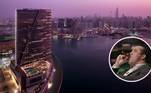 Acusado no Brasil de agressões e crimes sexuais contra mulheres, o empresário milionário Thiago Brennand se refugiou em um hotel de luxo em Abu Dhabi, nos Emirados Árabes Unidos, após ter sido solto com o pagamento de fiança. O local escolhido para aguardar o julgamento e o processo de extradição tem diárias que variam entre R$ 2.670 a R$ 38.500, restaurantes badalados, spa e até acessos a praia e campo de golfe exclusivos. Conheça um pouco mais do lugar