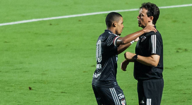 Ex-Grêmio, Fernando marca em empate do Spartak Moscou na Rússia