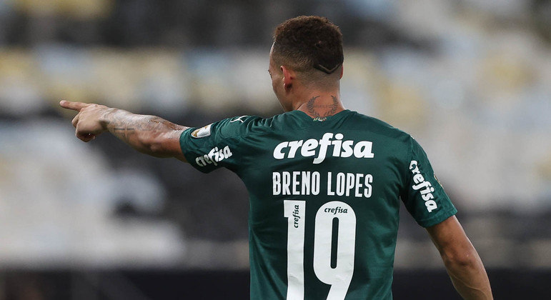 Breno Lopes comemora o gol marcado no título da Libertadores do Palmeiras em 2021
