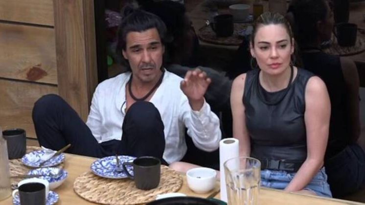 André X YuriO primeiro Fazendeiro da temporada foi Yuri Meirelles, ele tentou colocar os peões que não estavam fazendo trato dos animais para limpar e cuidar da cozinha na sede. André Gonçalves já ajudava, limpando e auxiliando Sander na cozinha. O ator não aceitou a forma como Yuri tentou 