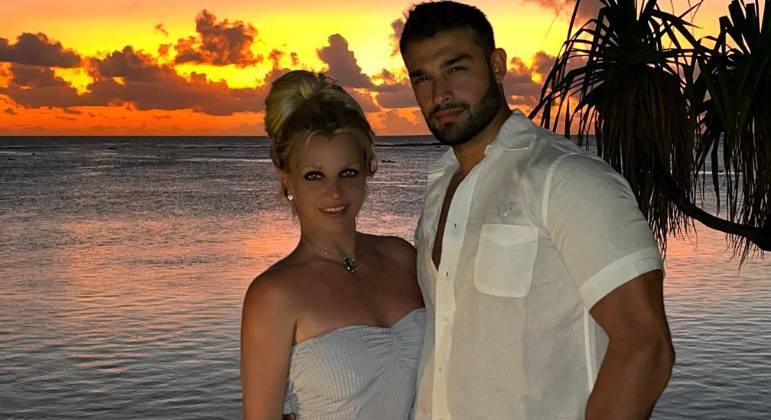 Britney Spears e Sam Asghari estão juntos desde 2016