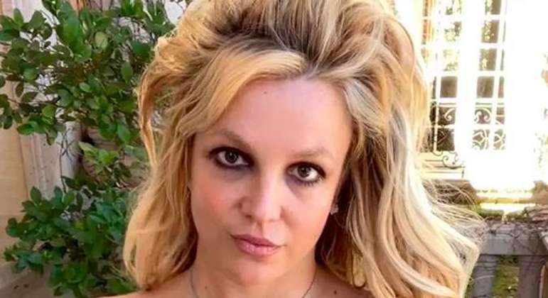 Britney Spears desabafa sobre tutela do pai
