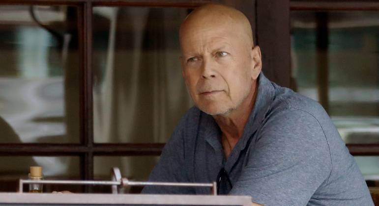 Bruce Willis está aposentado desde março
