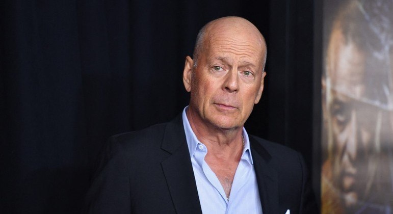 Bruce Willis foi diagnosticado com afasia
