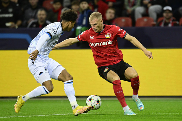 Em outro jogo, Leverkusen e Brugge se enfrentaram na Alemanha, e o placar ficou em 0 a 0. O resultado dá ao clube alemão um prêmio de consolação: disputar as próximas fases da Liga Europa. Já o Brugge ficou com o segundo lugar e vai disputar as oitavas da Champions