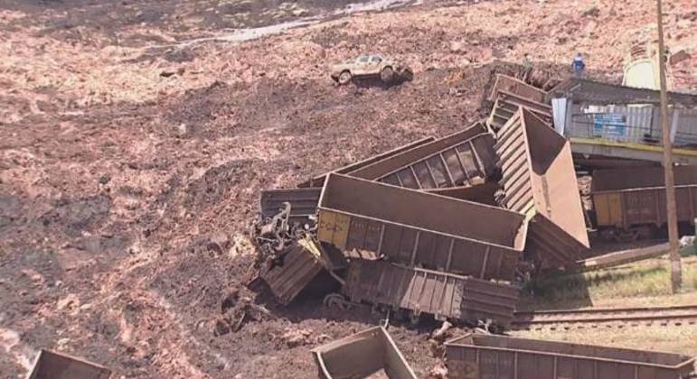Rompimento da barragem em Brumadinho deixou 270 mortos, em janeiro de 2019
