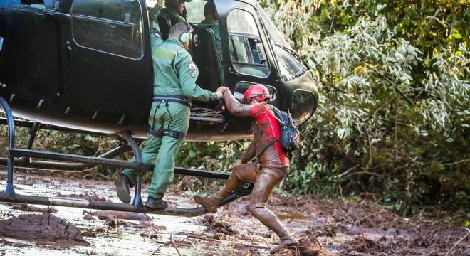Resgate ainda procura 305 desaparecidos após tragédia em Brumadinho