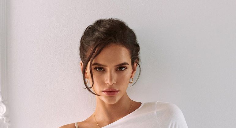 Bruna Marquezine rebate comentário de gravidez
