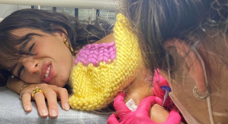 Atriz revelou que fez três novas tatuagens em publicação nas redes sociais 
