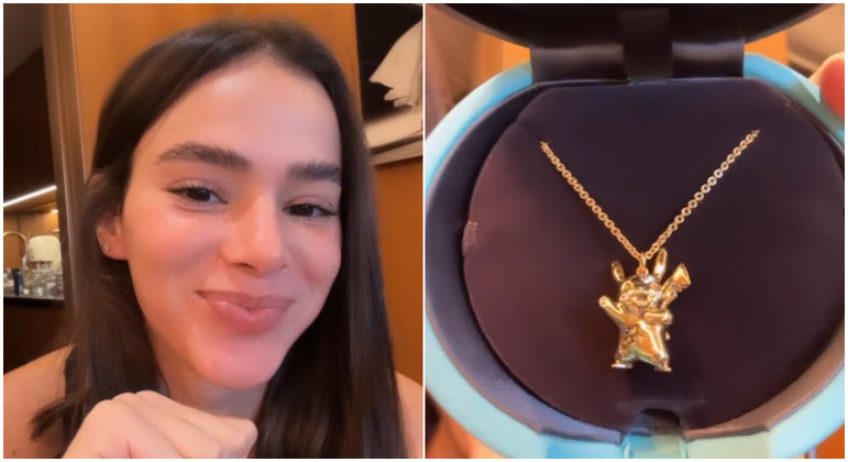 Bruna Marquezine mostra colar de ouro com pingente do  Pikachu