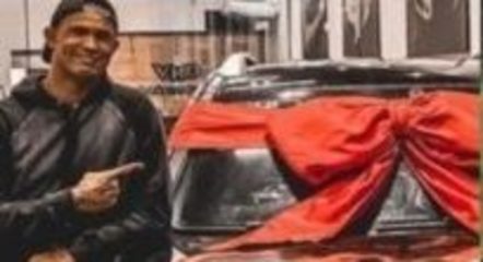 Bruno, que deve R$ 3 milhões, e o seu novo carro