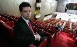 Entre 2005 e 2006, Covas atuou como assessor dos governos de
Geraldo Alckmin e Cl�udio Lembro na Alesp (Assembleia Legislativa do Estado de
S�o Paulo). Antes, ele j� havia sido candidato a vice-prefeito de Santos, em
2004, na chapa de Raul Christiano (PSDB), e foi presidente estadual e nacional da
juventude do partido tucano.�Em 2006, o tucano concorreu ao cargo de deputado estadual em S�o Paulo, ao qual foi eleito com 122.312 votos