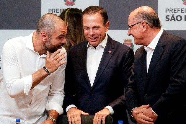 Em 2018, com a decisão de Doria concorrer ao governo estadual, cargo ao qual foi eleito, Covas assumiu a prefeitura até o fim de 2020