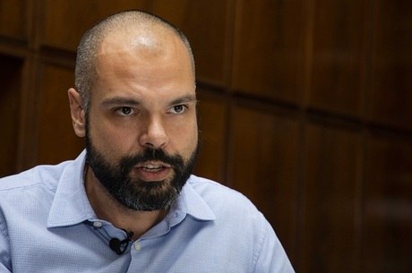 Bruno Covas suspende auxílios para moradia