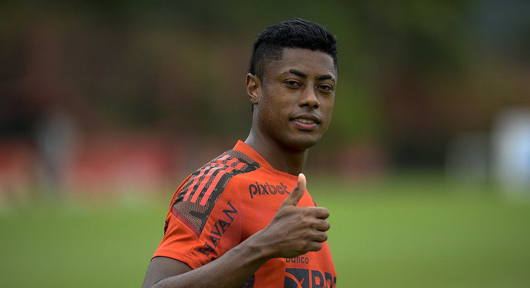 Bruno Henrique voltou a jogar após 10 meses fora